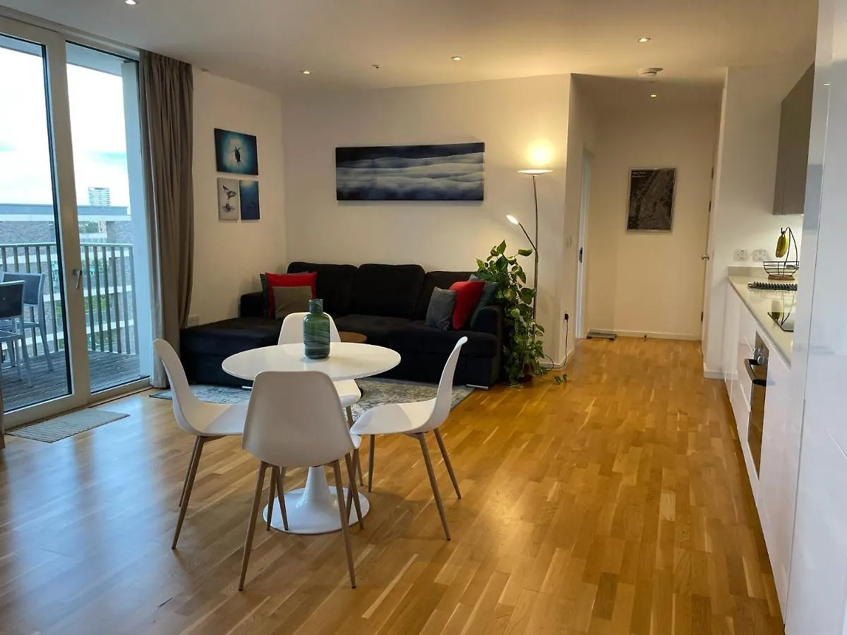 Luxury En-Suite Room Olympic Village In Shared Apartment London Rum i privatbostad